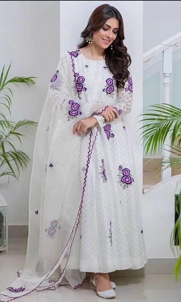 AYEZA KHAN Fancy white 3pc Code: -/AZ